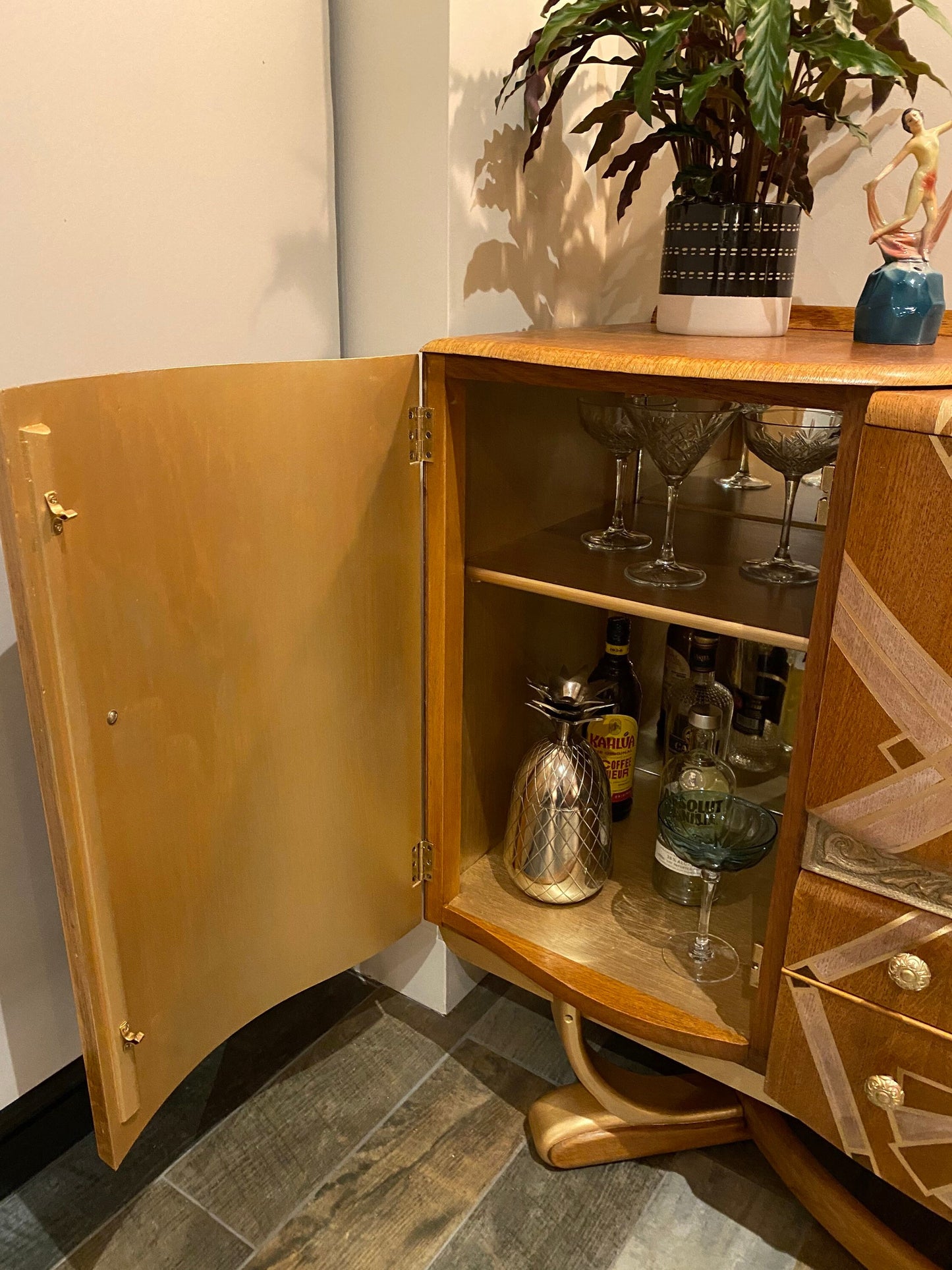 Cocktail /Drinks Cabinet Art Deco