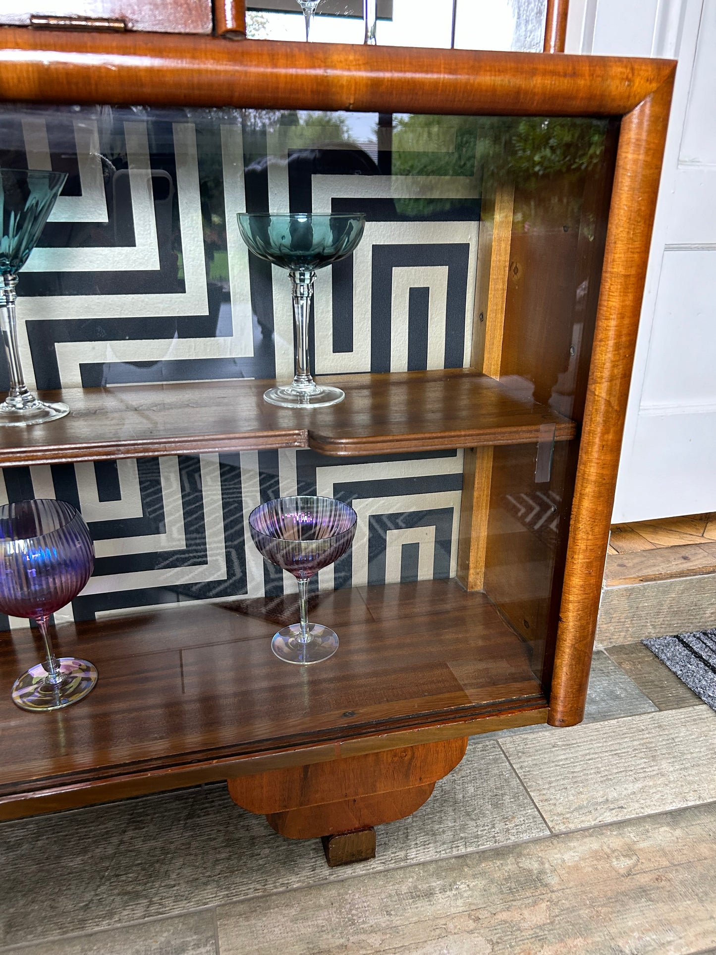 Cocktail Cabinet/Art Deco Vintage