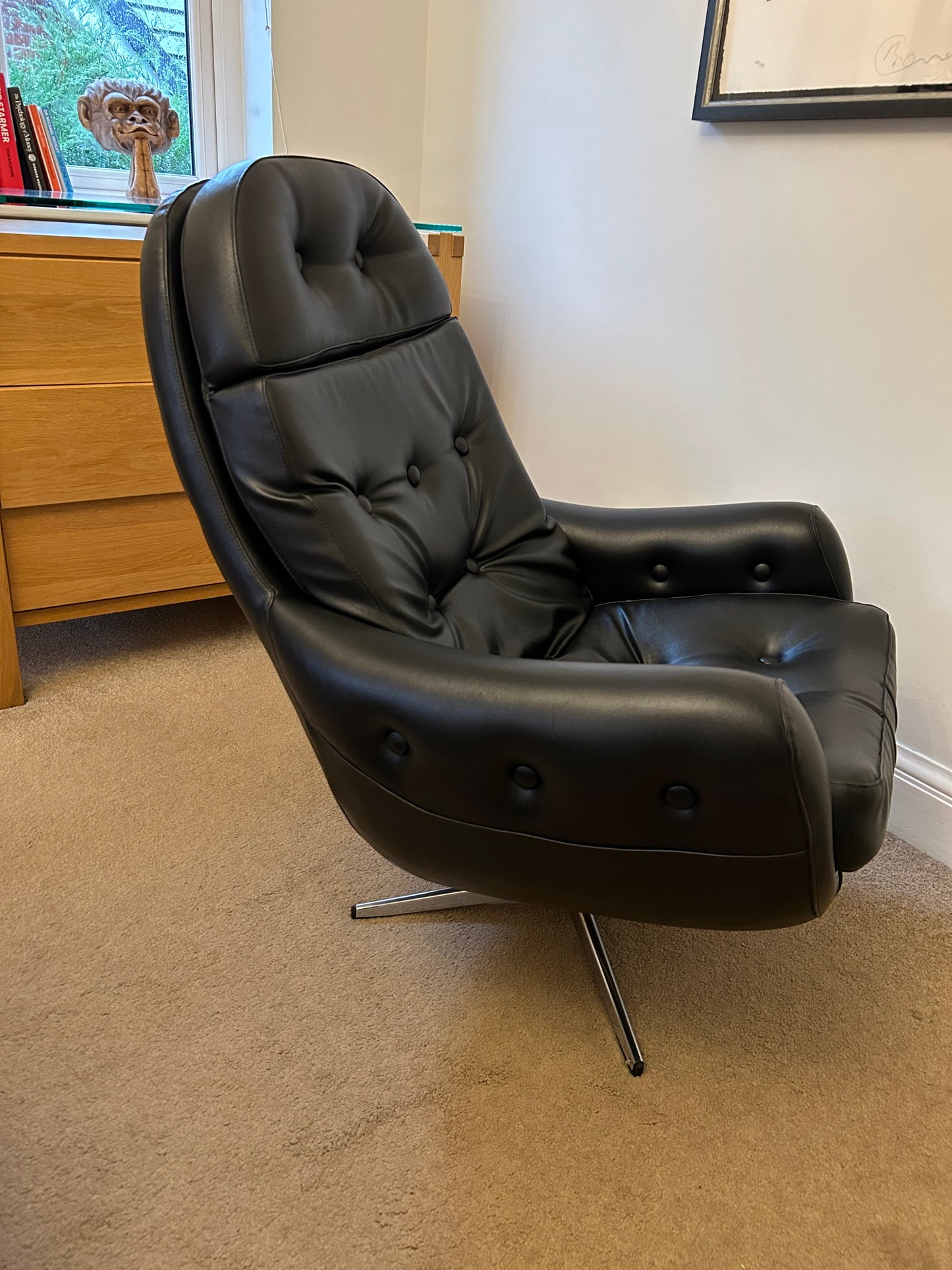 Vintage Black Egg Chair