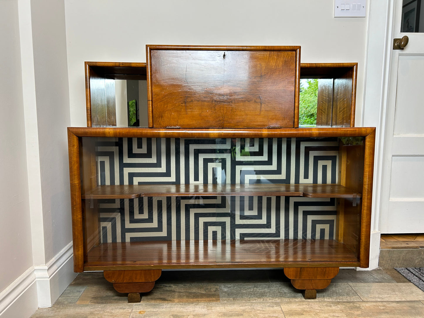 Cocktail Cabinet/Art Deco Vintage