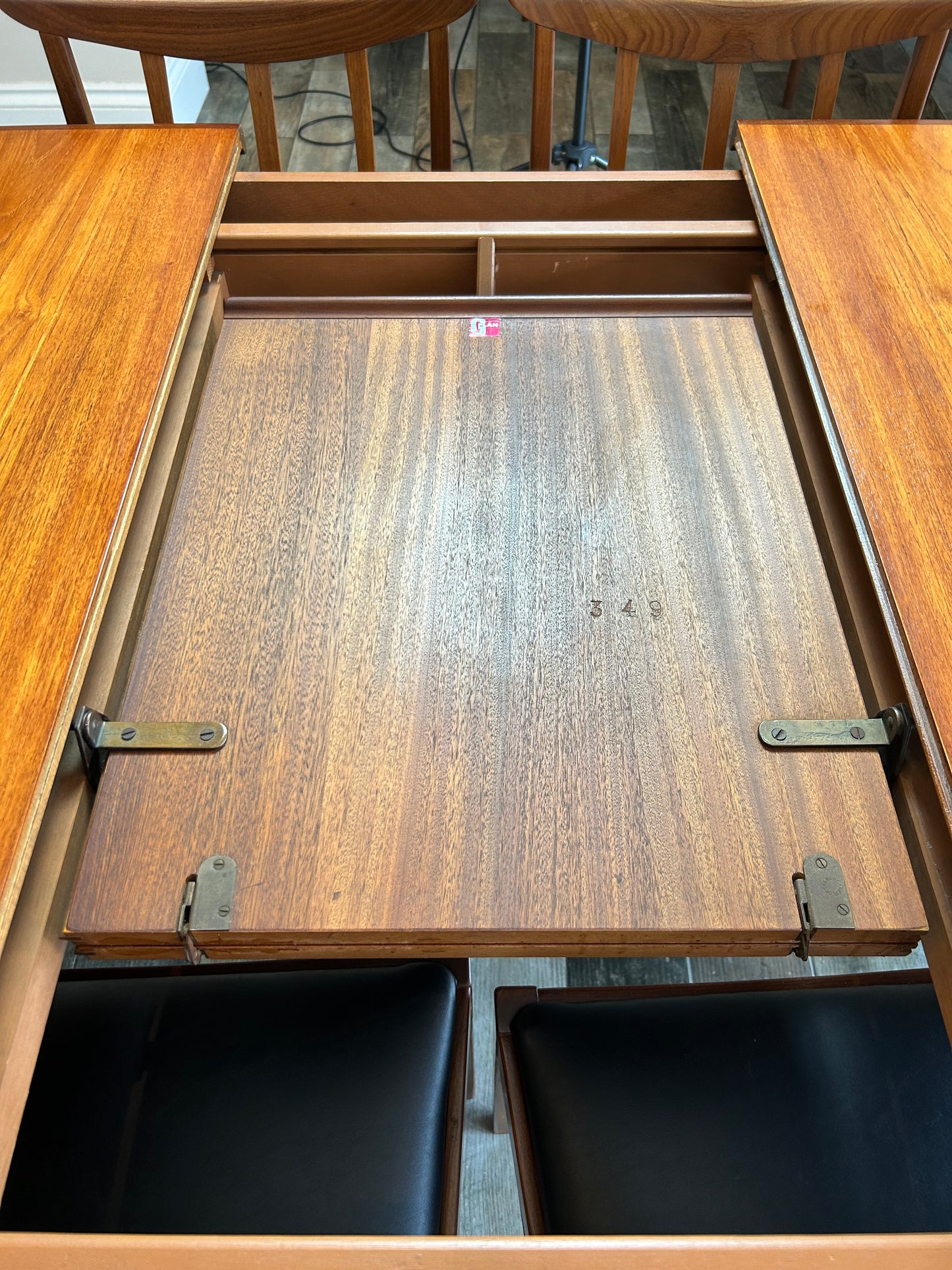 G plan Brasilia Teak MCM Extending dining table and 6 chairs