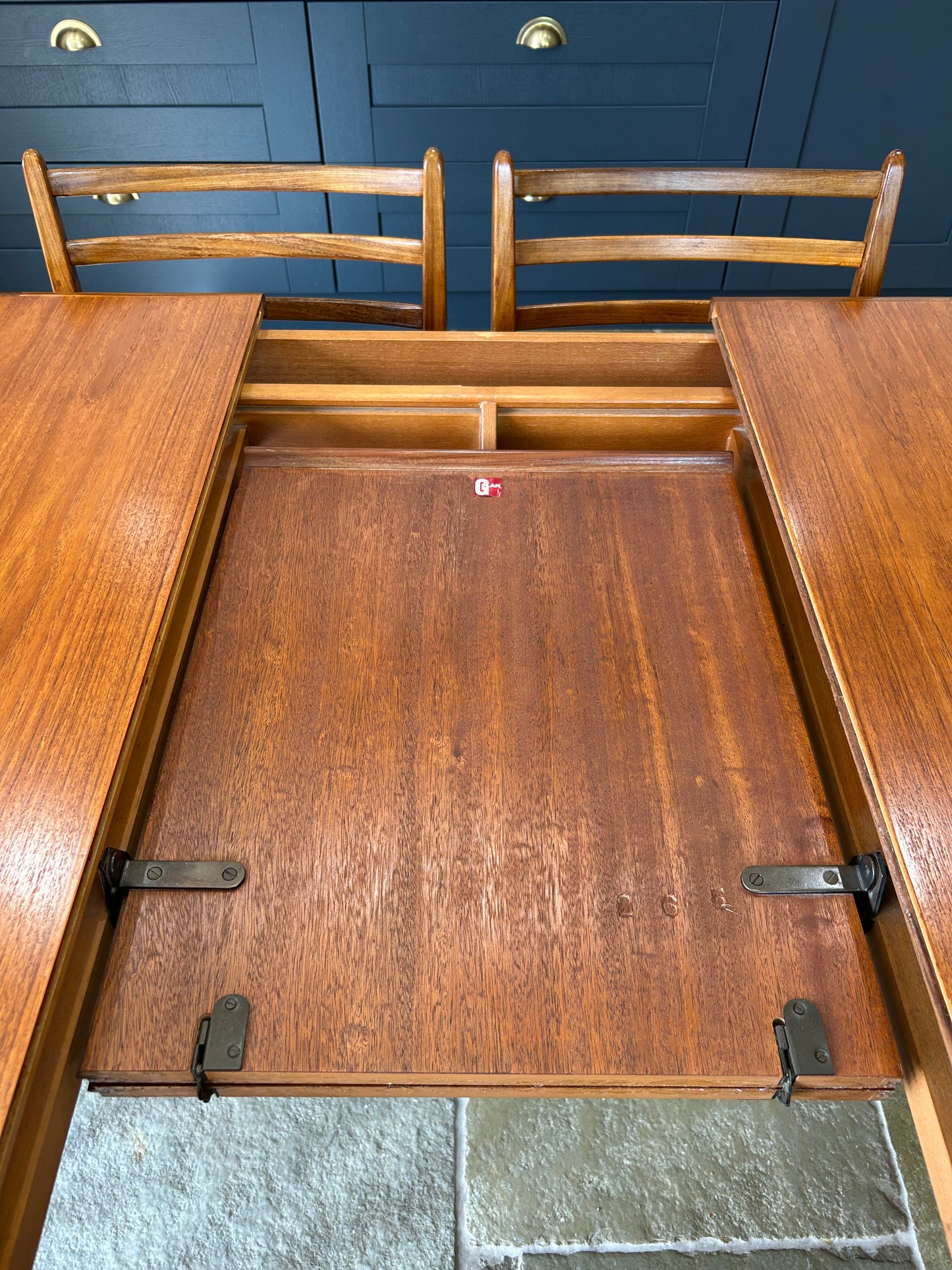 G Plan Fresco Vintage extending dining table and 6 chairs