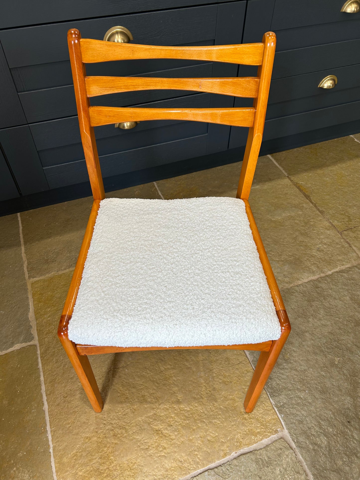 G Plan Vintage extending dining table and 4 mid century chairs