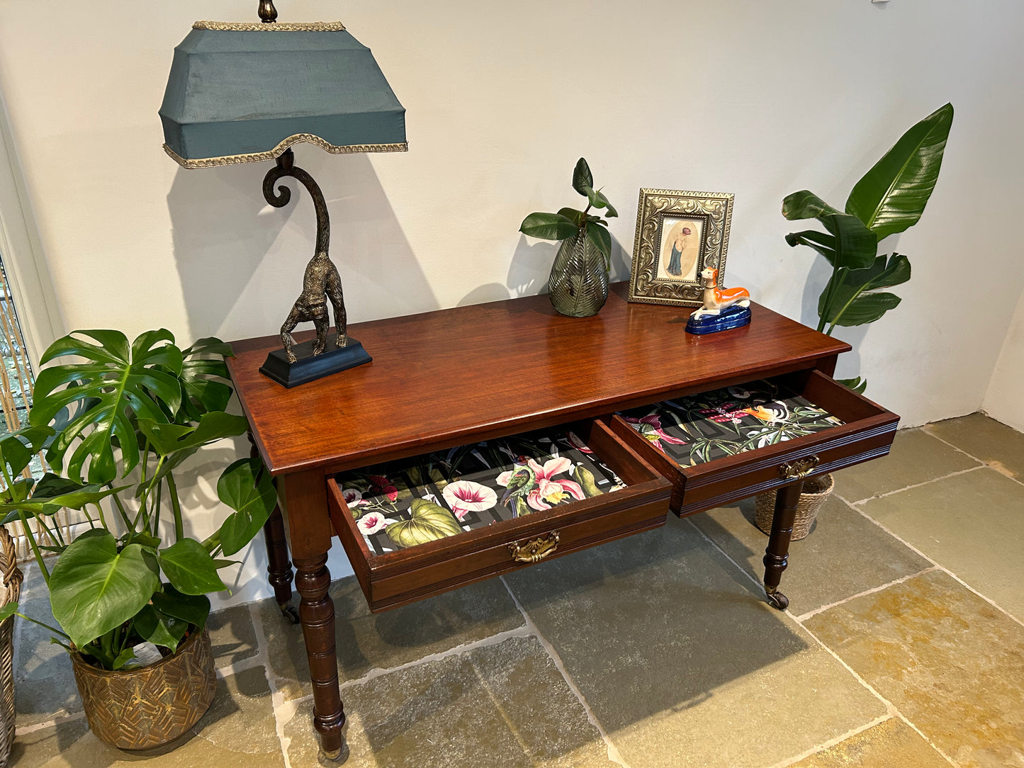 Vintage mahogany side table