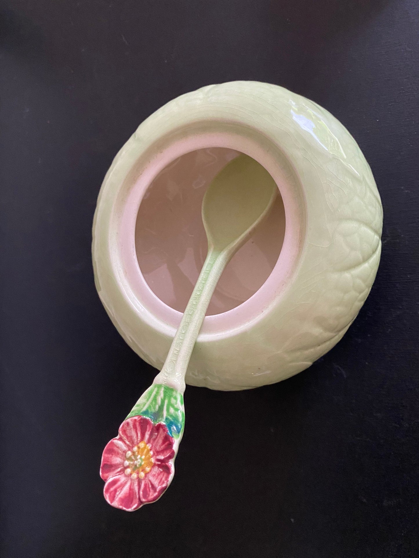 Jam pot Carlton ware