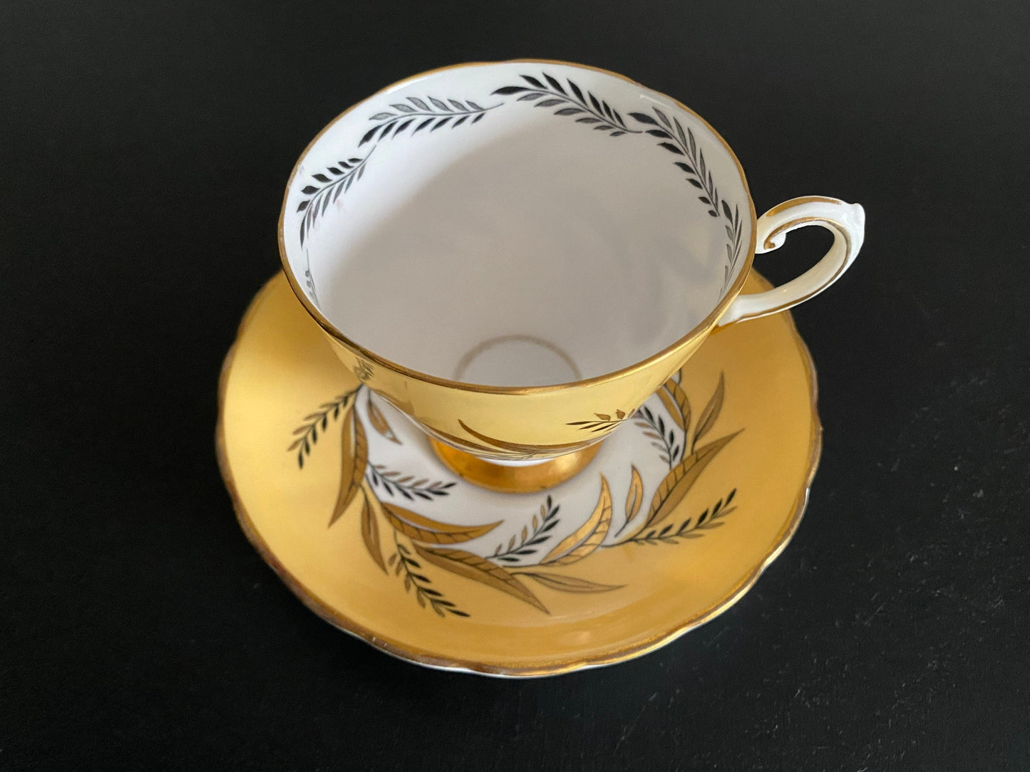 Tuscan fine bone china guilded cup & saucer