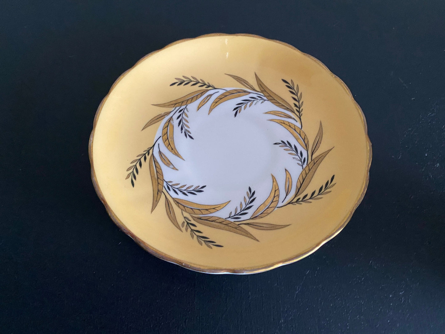 Tuscan fine bone china guilded cup & saucer