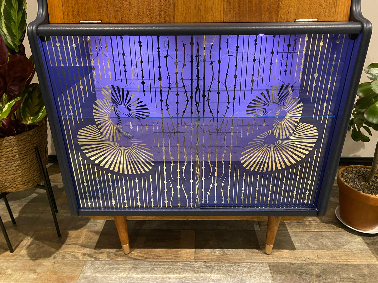 Cocktail Cabinet/Retro Drinks cabinet